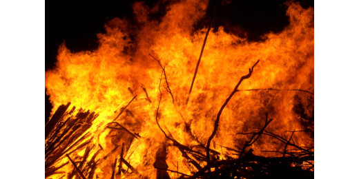 ब्राजील: भूमिहीन श्रमिक आंदोलन कैंप में लगी आग, 9 लोगों की मौत, 8 घायल